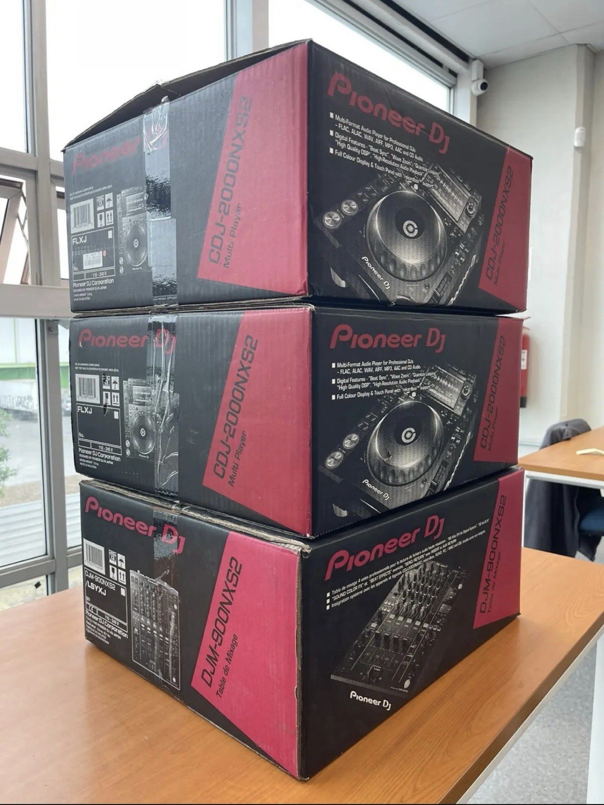 Pair of CDJ 2000 NXS2 + DJM900 NXS2 DJ Set Up Excellent W/BOX  L@@K!!