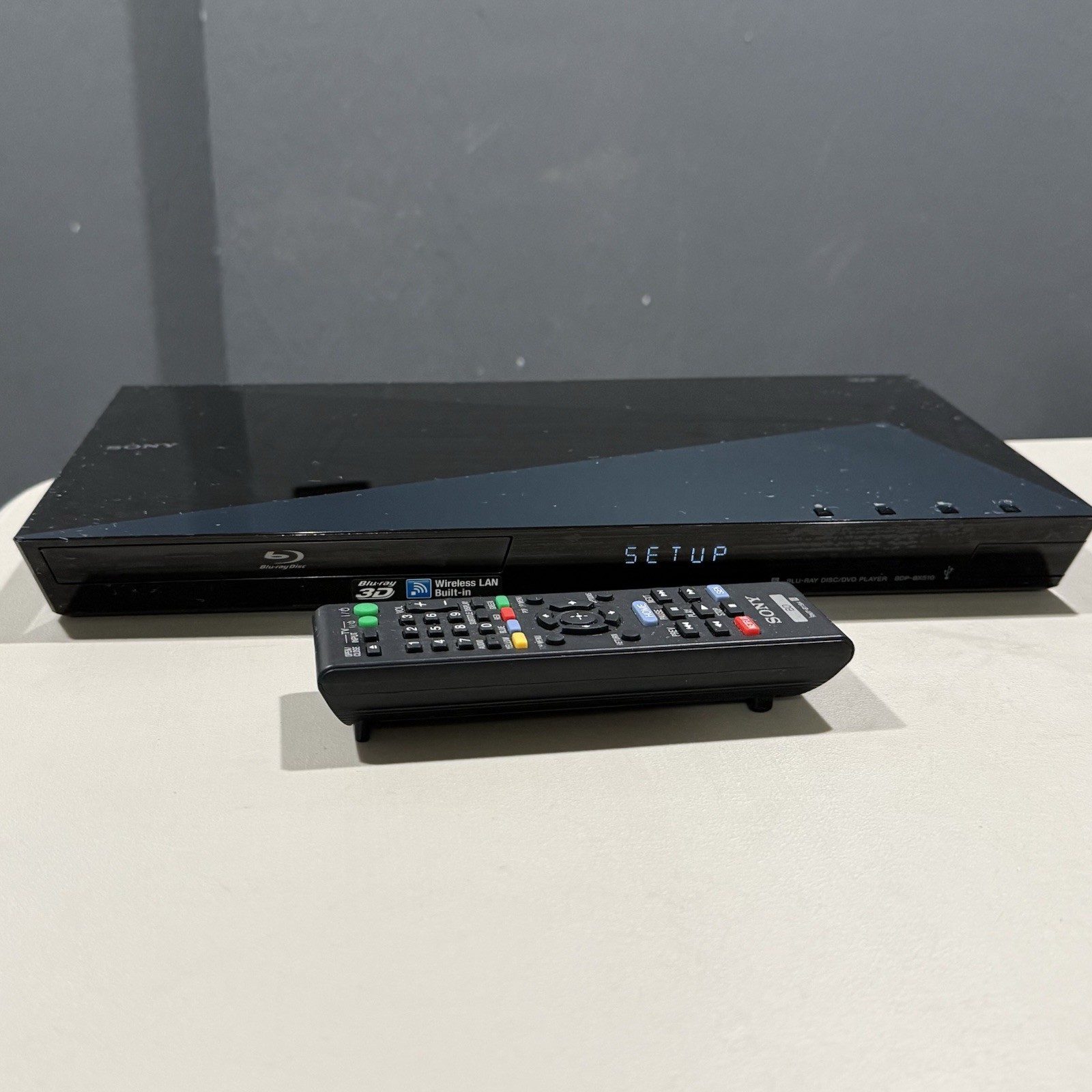 Sony BDP-BX510 3D Blu-ray Player WITH WORKING REMOTE!