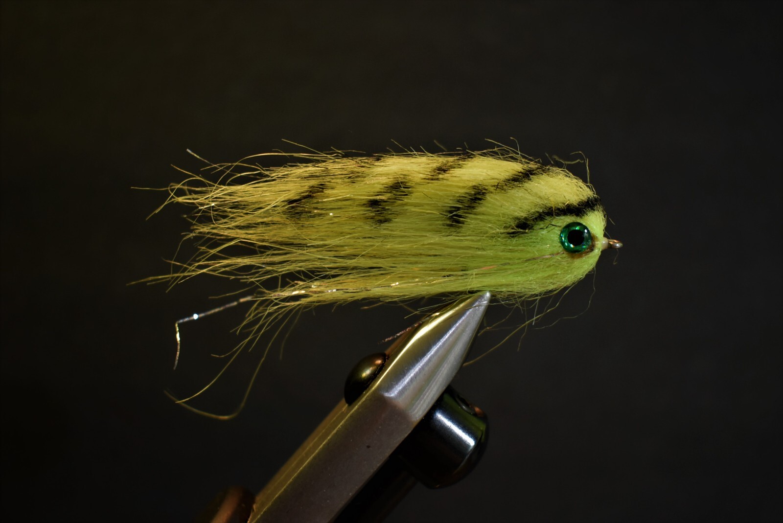 CHARTREUSE BAITFISH Streamer Fly Fishing Fly Flies, 1 Fly, You Choose Size