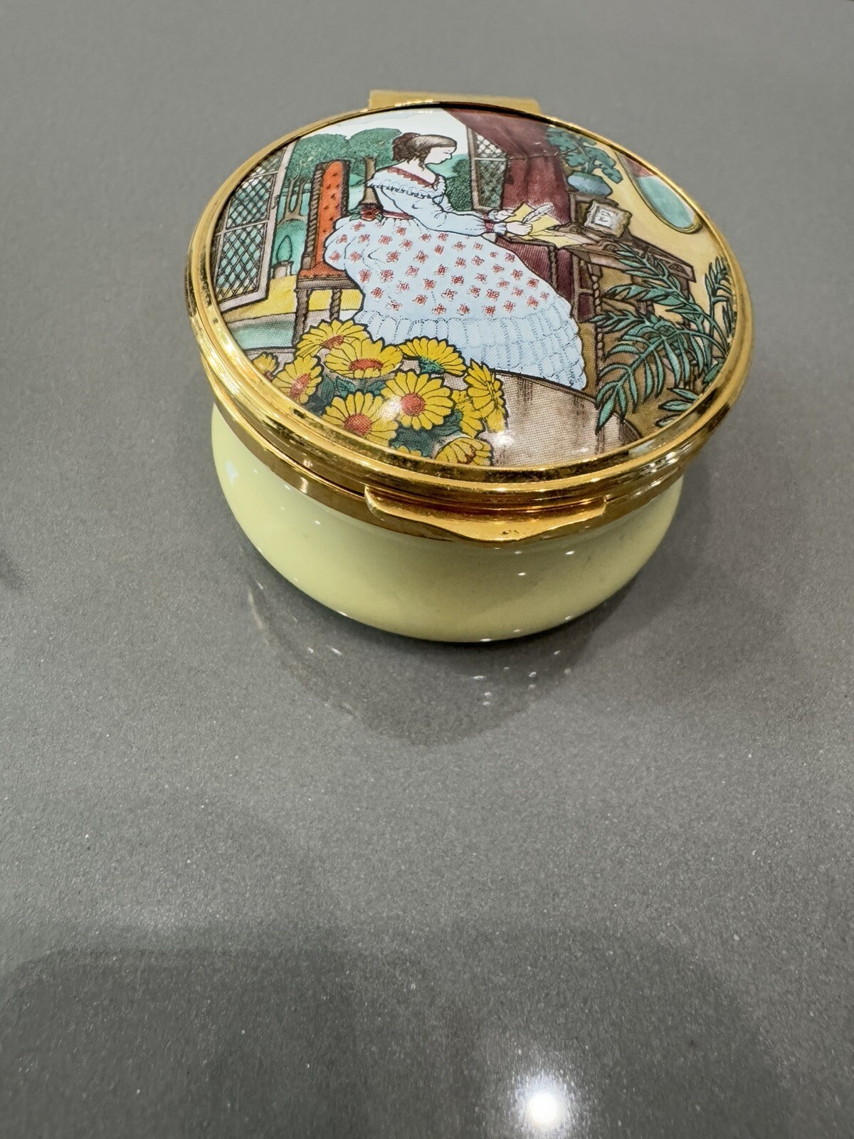 Franklin Mint trinket box The poetry of love English enamels Elizabeth Browning