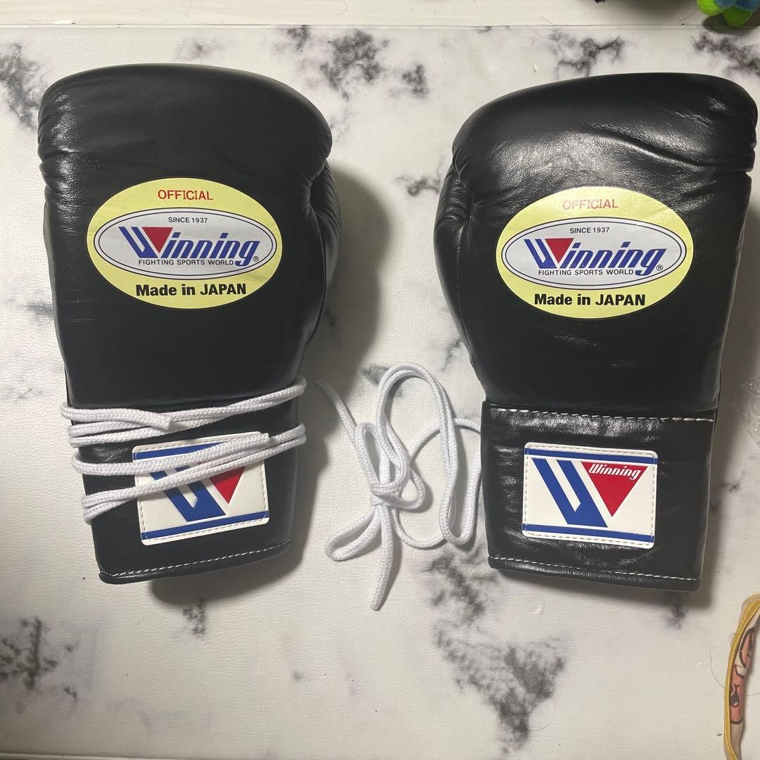 Winning Boxing Gloves 8 oz MS-200 Black String Professional Type Japan Used