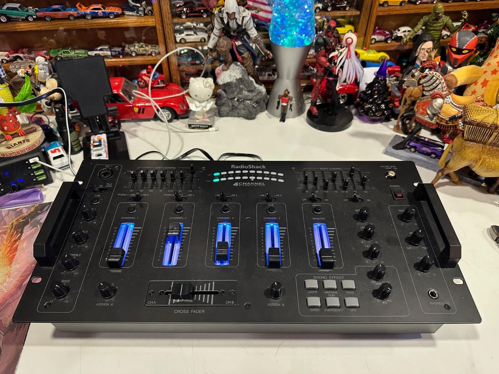 RadioShack 4-Channel Stereo Mixer Works Great Pre-Owned
