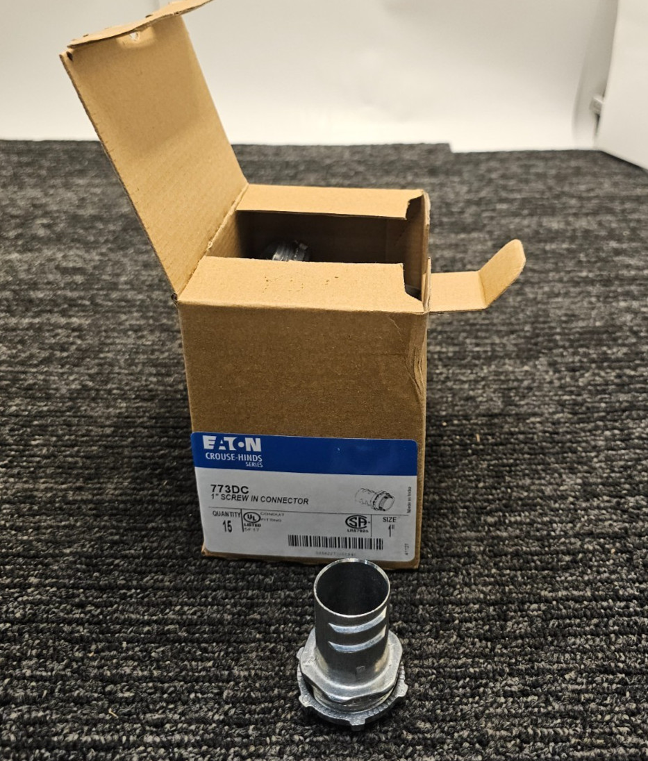 (QTY 15) Eaton Crouse-Hinds 773DC 1” Screw-In Straight Connector for FMC Conduit