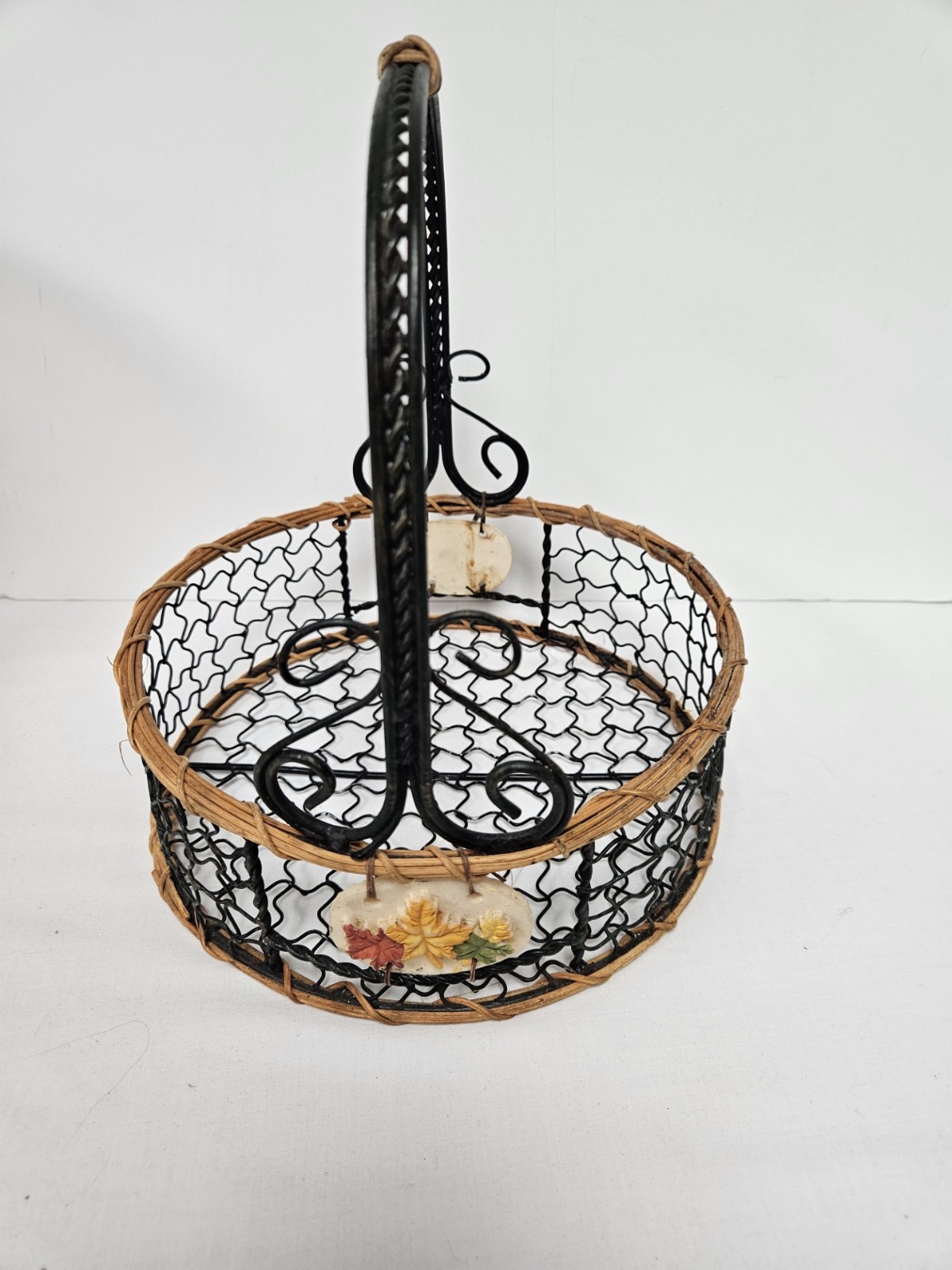 Wire Mesh Fall Autumn Basket Leaves