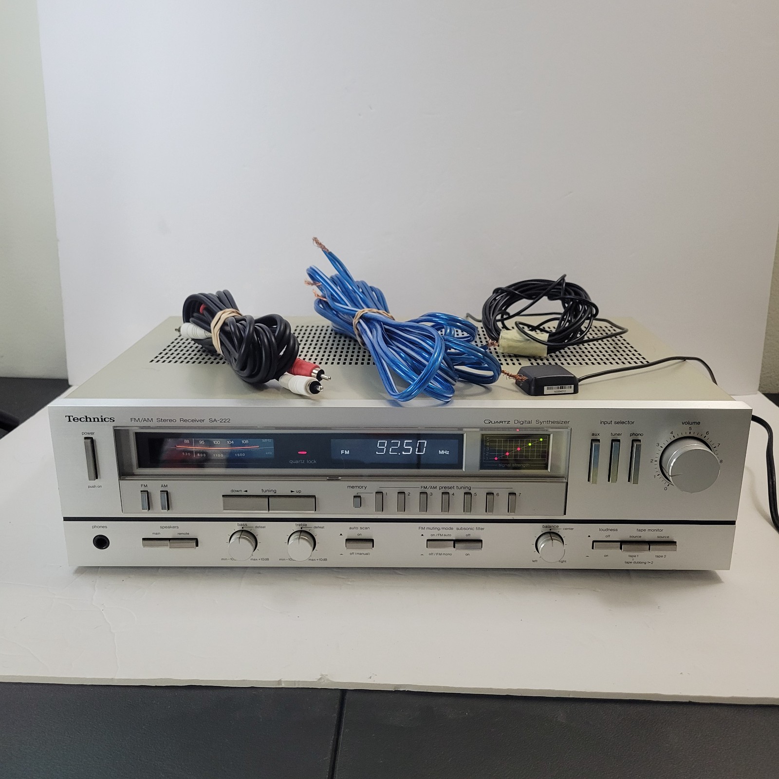 TECHNICS SA-222 FM/AM Stereo Receiver Vintage Audio - FOR PARTS/REPAIR/BUZZING