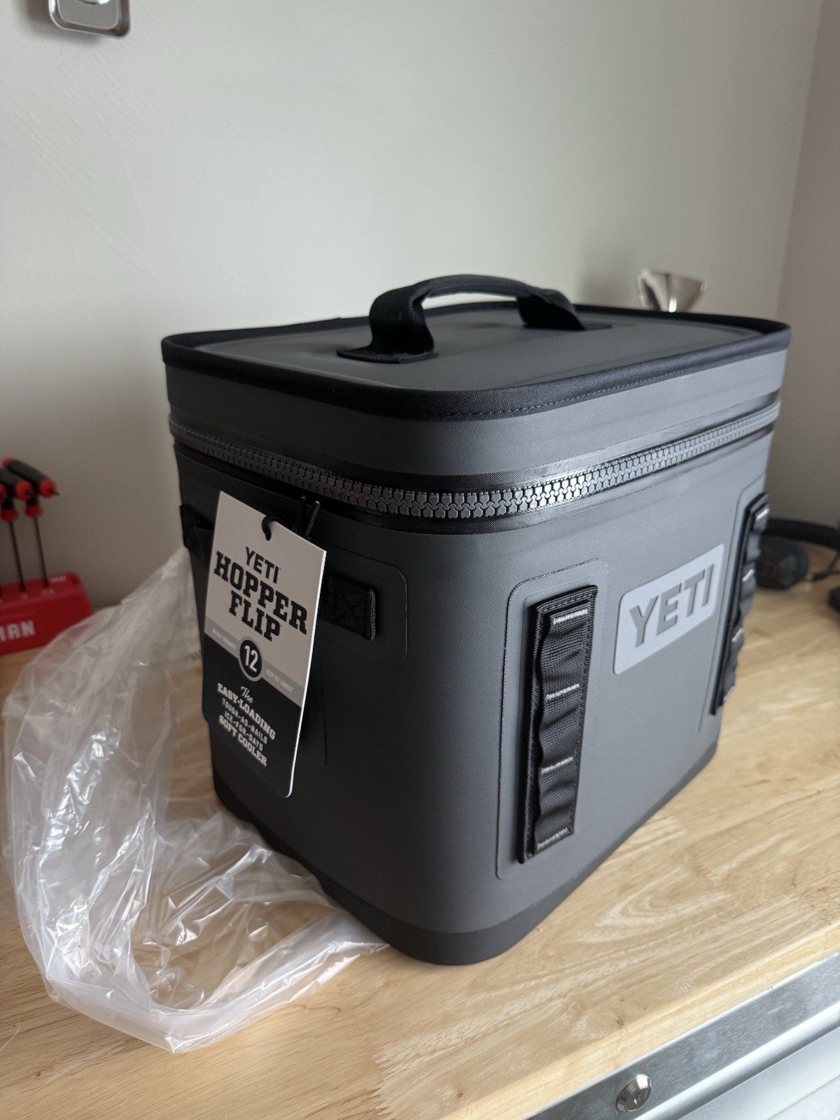 Yeti Hopper Flip 12 Soft-Sided Cooler Bag Gray