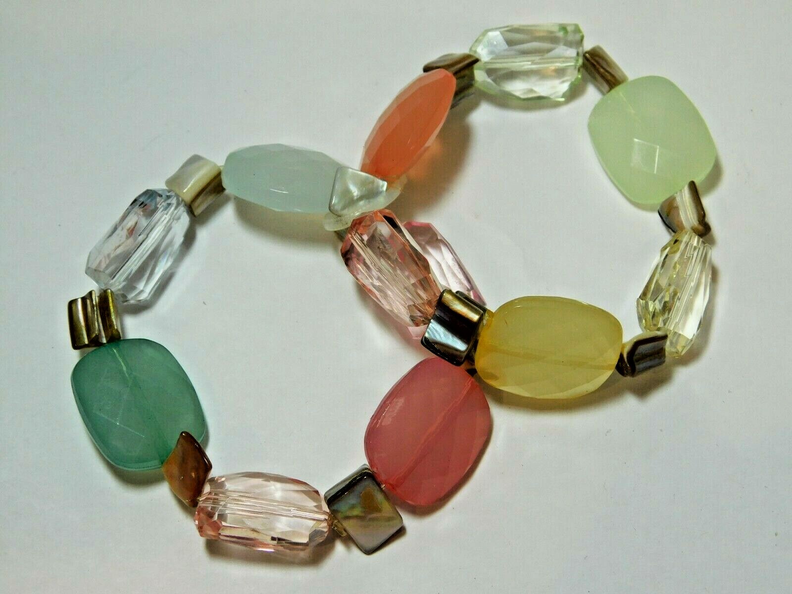 Chunky Mother of Pearl Peach Pink Green Yellow Plastic 2 Bracelet Stretch 5d 23