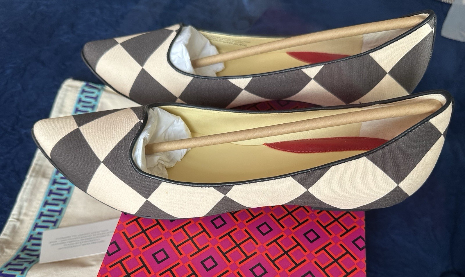 New In Box Tory Burch 9.5 Black Cream Vintage Check Canvas Heels Shoes