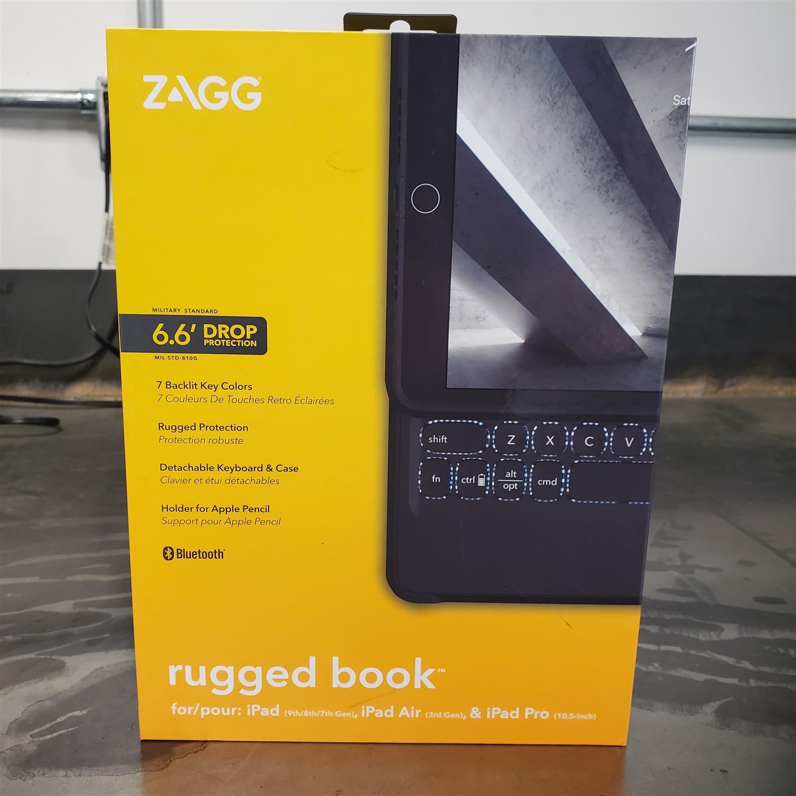 ZAGG Rugged Book Durable Magnetic Hinged Keyboard 10.5" iPad, iPad Pro