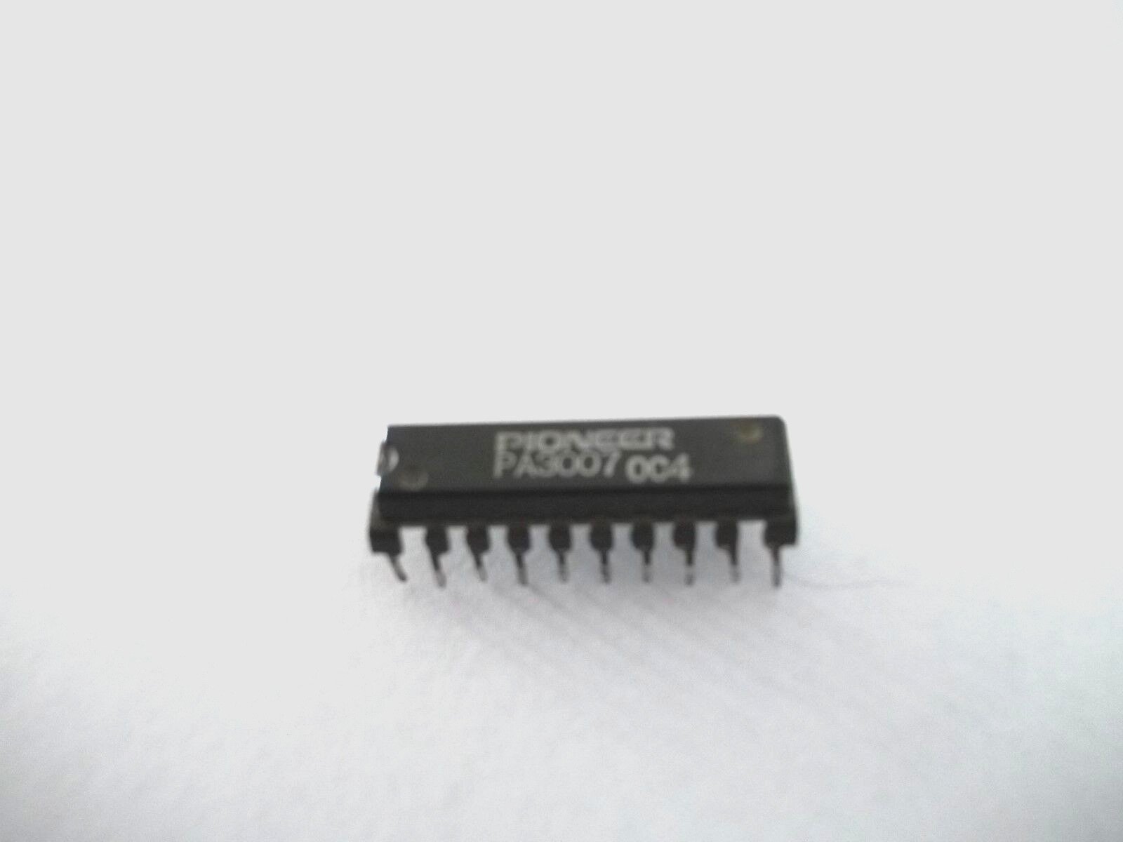 Pioneer SX-3900 SX-3700 SX-780 SX-3800  Integrated Circuit Chip (18 Pin)  PA3007