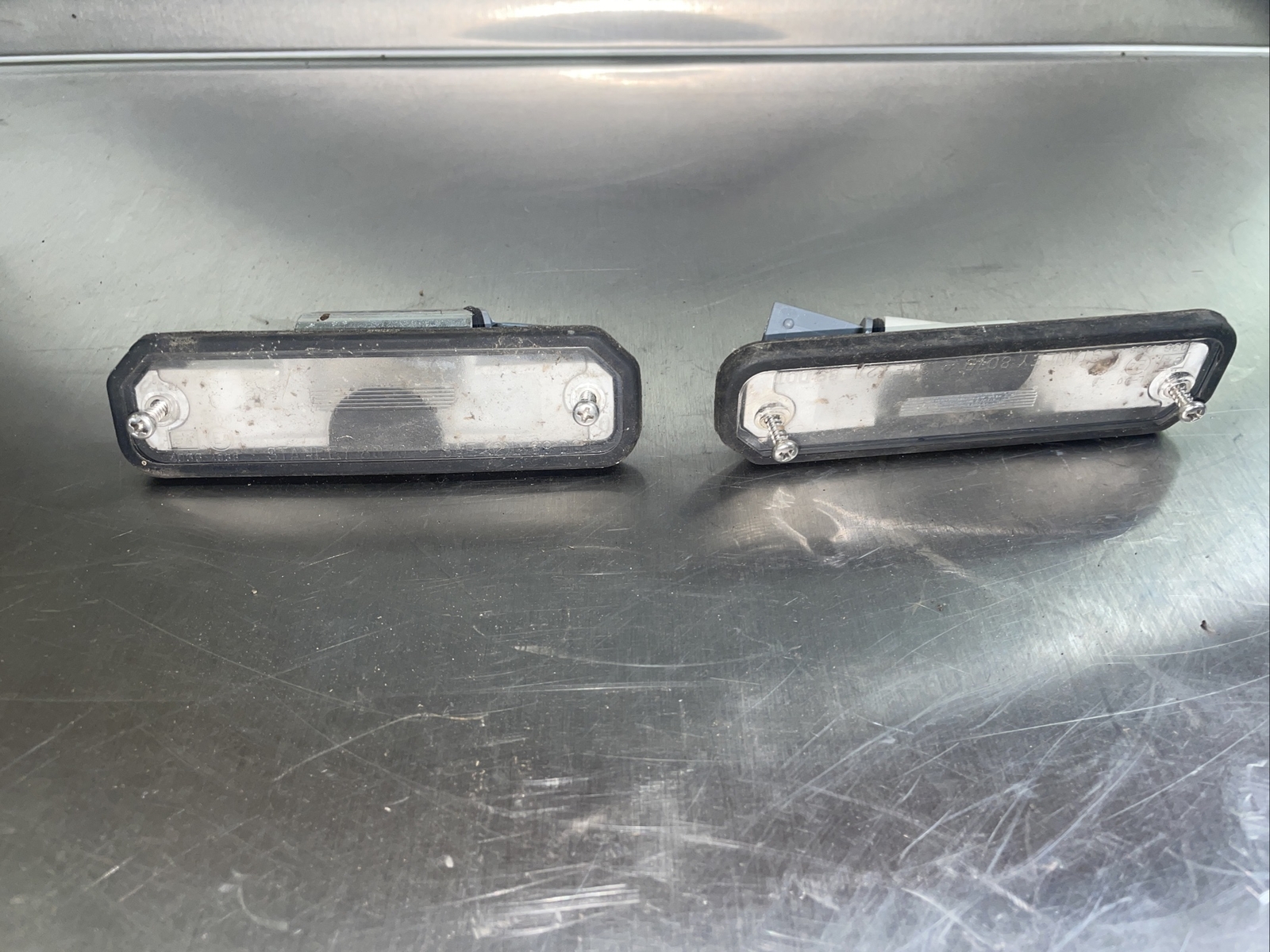 Honda civic 96-00 coupe license plate light with bulb OEM  SET