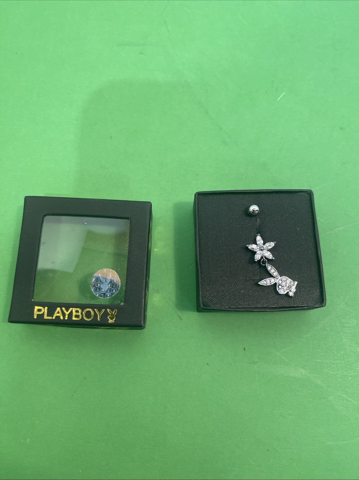 2003 Playboy Navel Piercing Sterling 925 W/diamonds 50th Anniversary Flower
