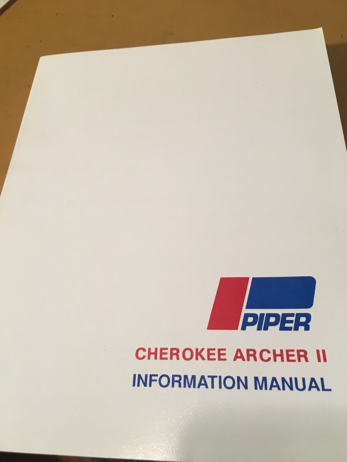 Piper Cherokee Archer II  PA-28-181 Pilot's Information Manual