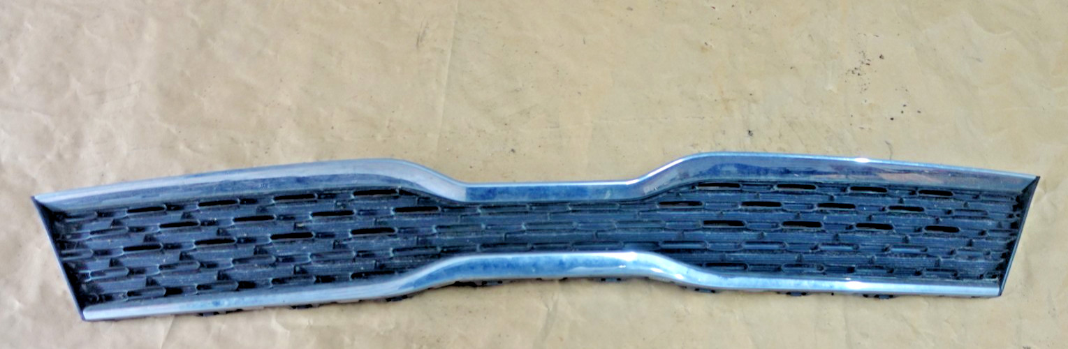 47875 A6 2018 KIA PICANTO 1.0 G3LA 5 SPEED MANUAL FRONT BUMPER GRILL.86351-G6000