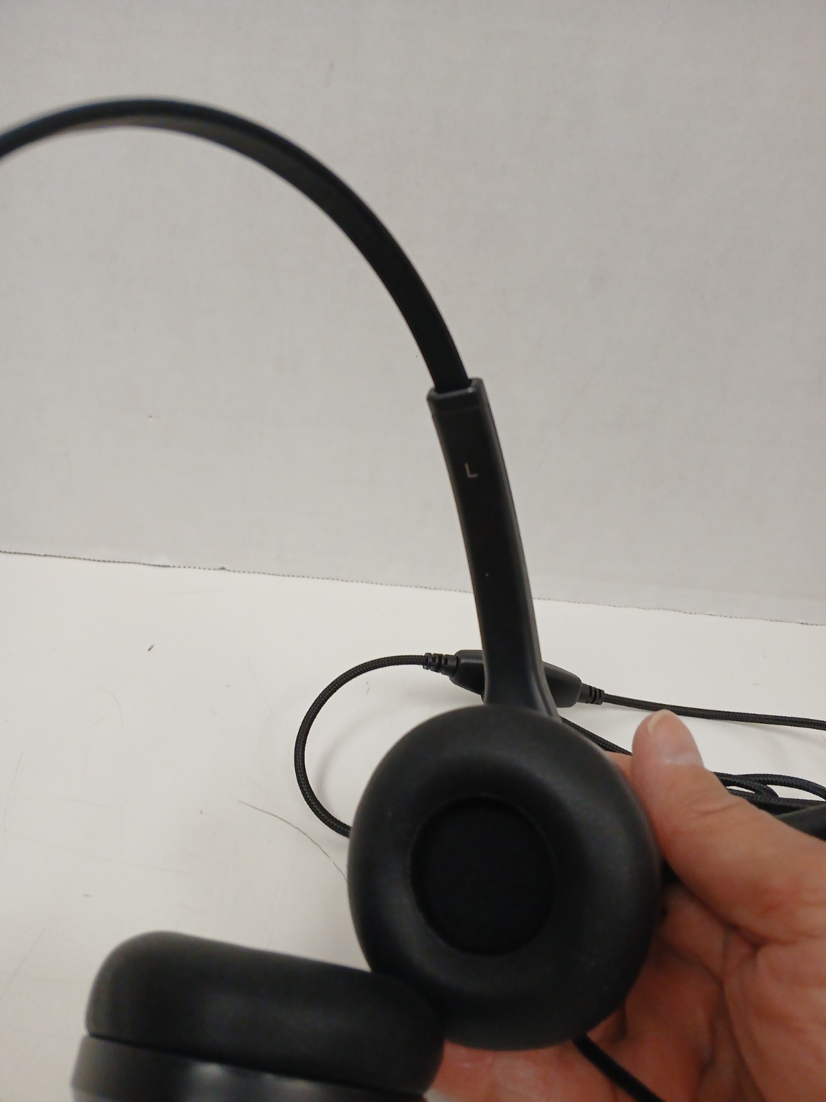 Creative Labs HS-230 Headset With Noise Cancelling Microphone