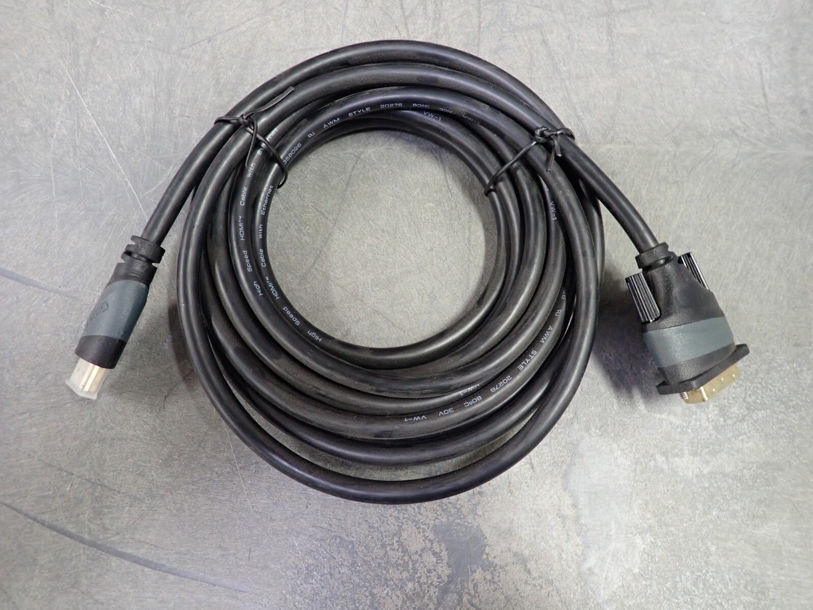 NEW Hope Industrial CHDMI-DVI-15 - HDMI Type A Males DVI Male Cable