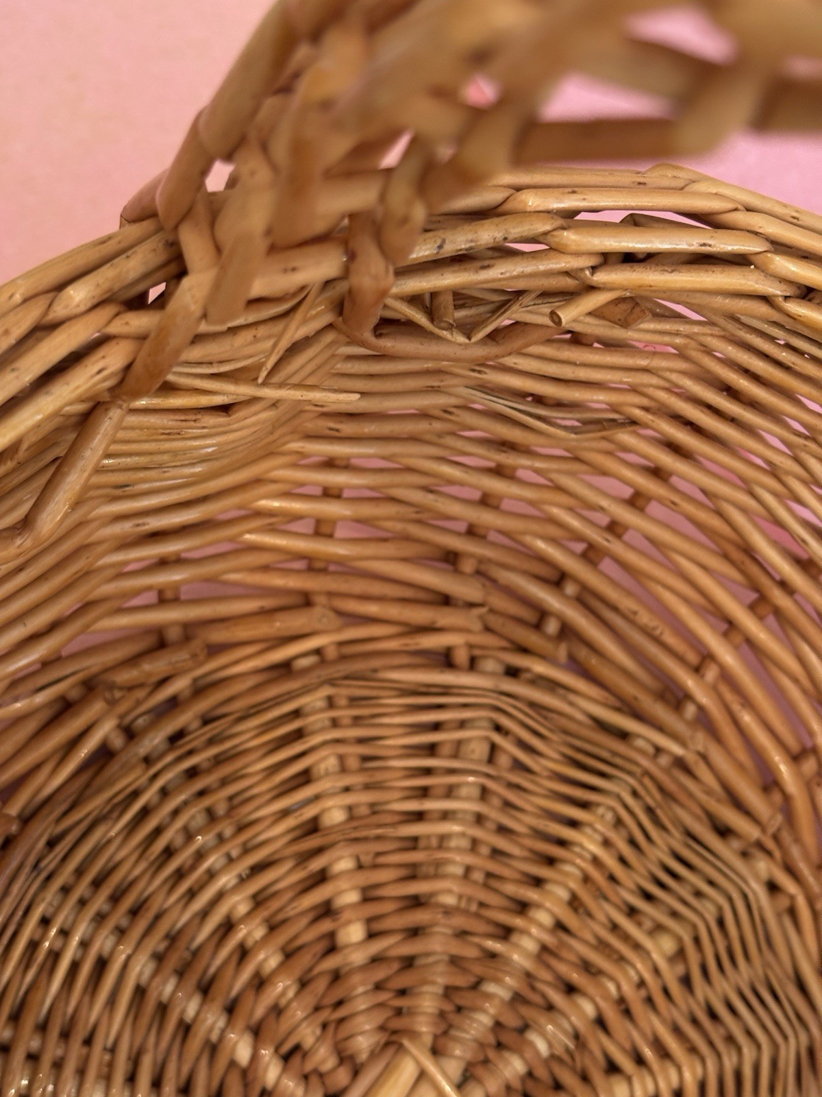 Vintage All Purpose Brown Wicker / Rattan Basket Gift Easter Bread Decorative
