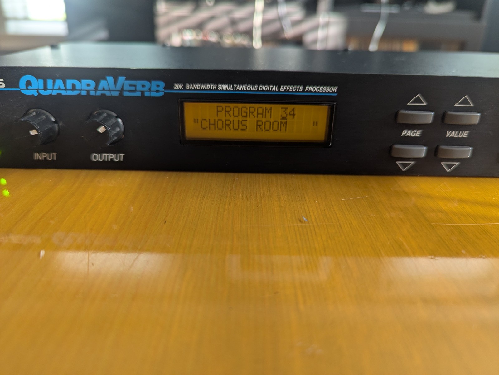 Alesis QuadraVerb - Digital Effects Processor - Reverb, Delay, EQ, Pitch