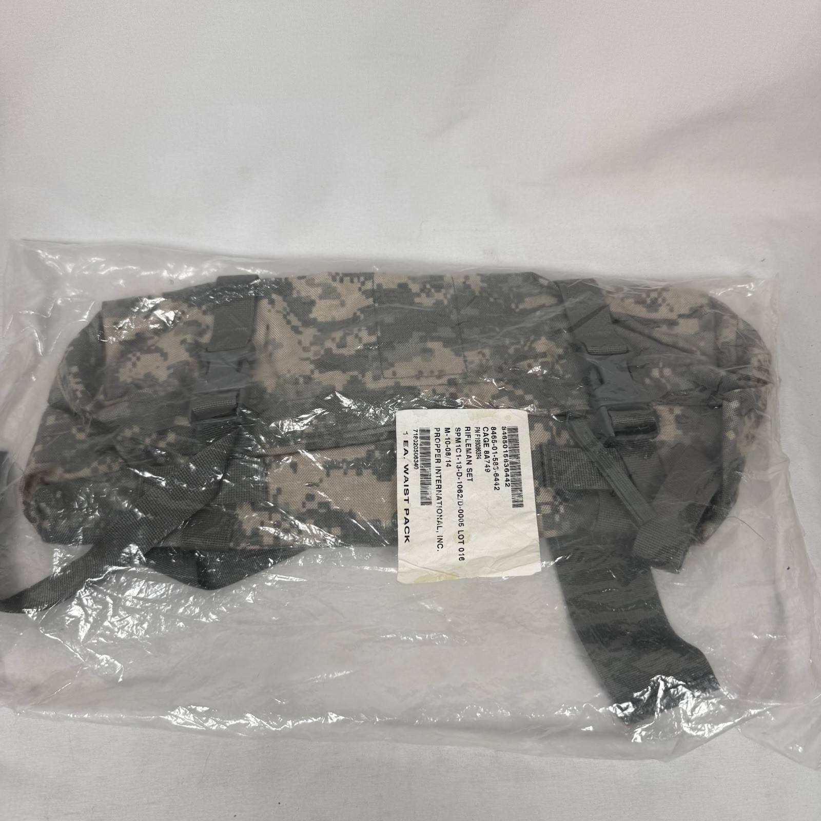 Genuine Molle 2 Tactical Panel Digital Camo 8465-01-583-6329 Unopened NWT