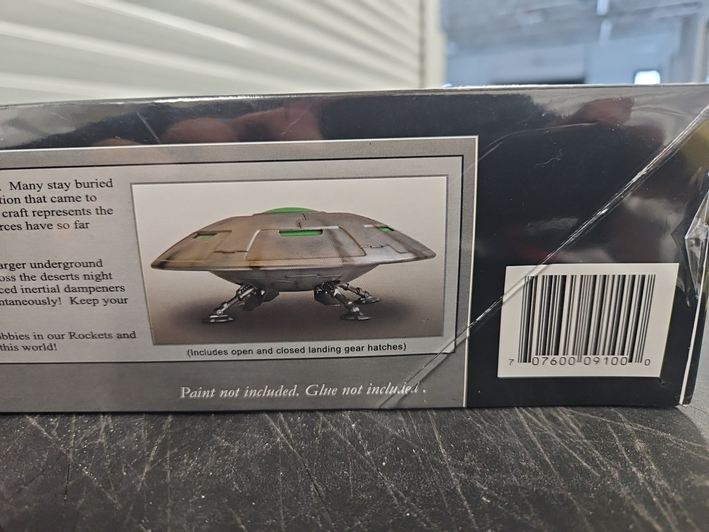 Pegasus 9100 Area 51 UFO A.E. 341.15B 1/72 Scale Plastic Model Kit. SEALED