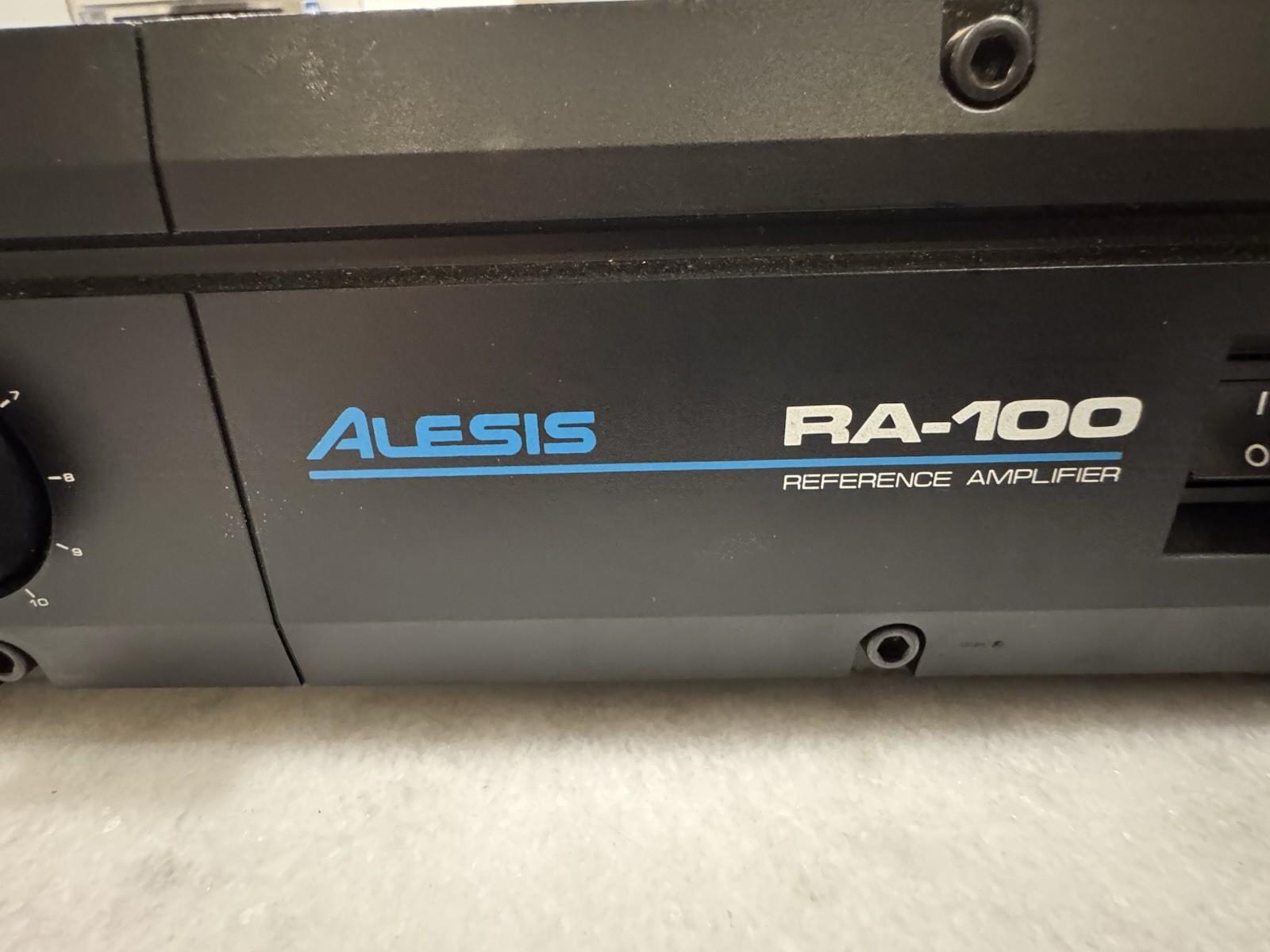 Alesis RA-100 Reference Amplifier 75 WPC @ 4 Ohms Stereo - Tested Working Video