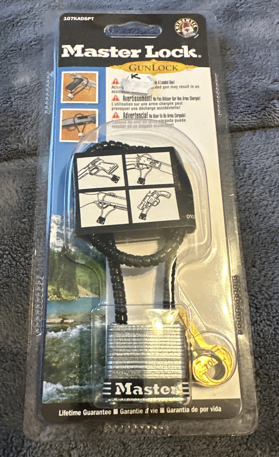 Master Lock-107KADSPT-Gun Lock w/ 2 Keys-NEW SEALED!!!!!!!