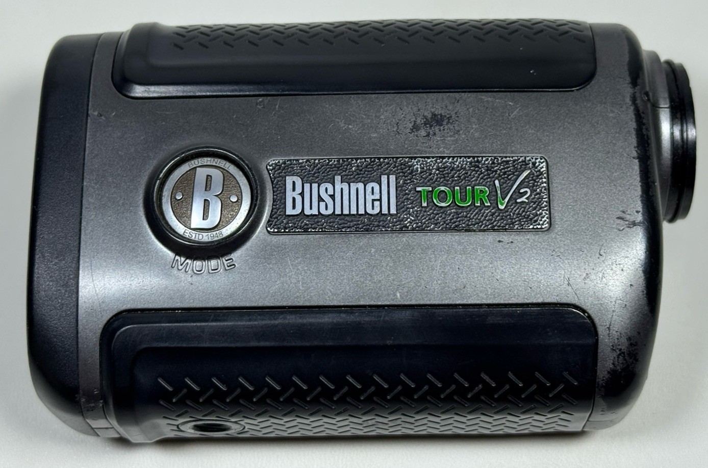 Bushnell Tour V2 Range Finder - Has Battery & WORKS read