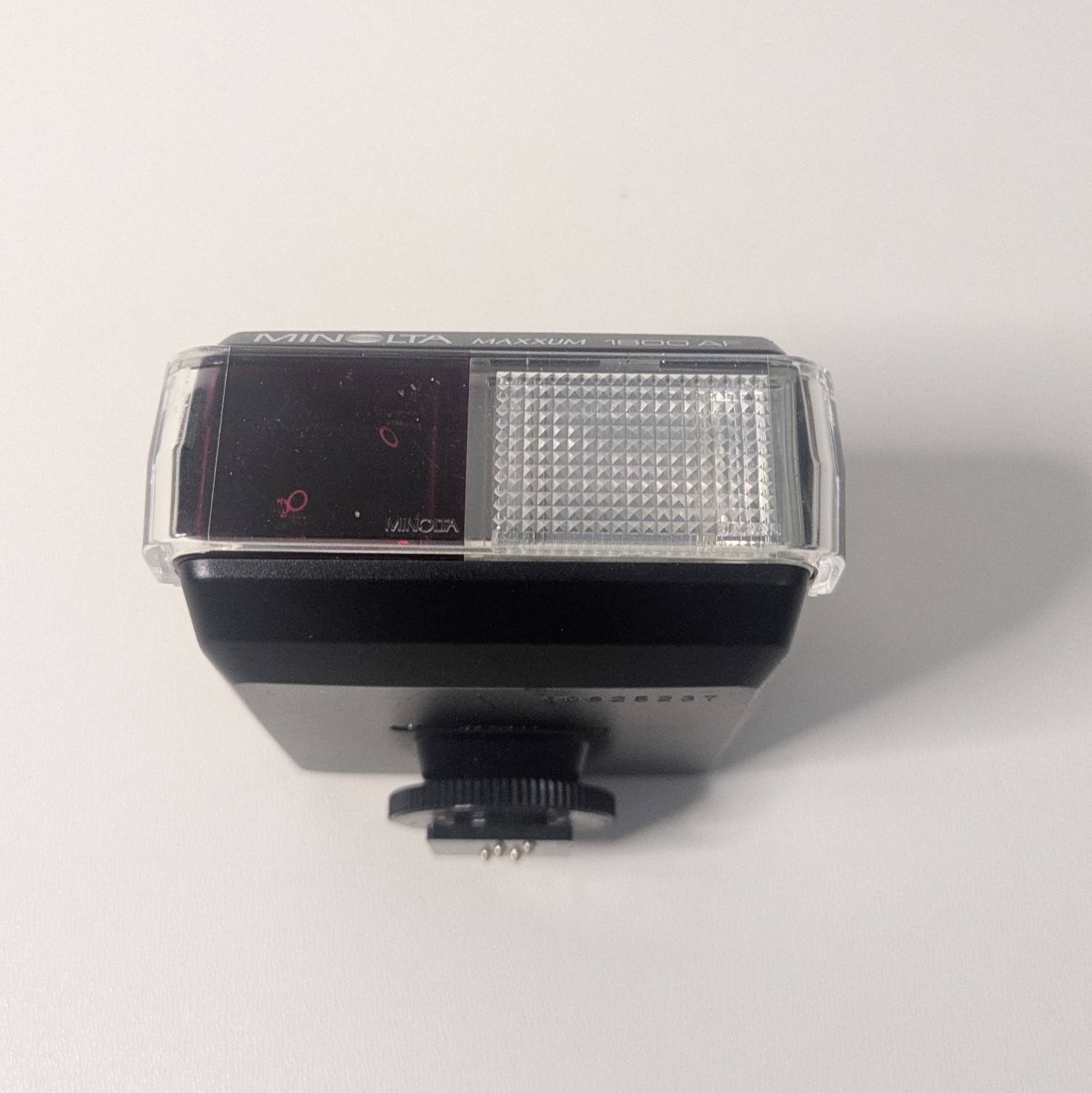 Minolta Maxxum 1800 AF Flash with Case, works well!