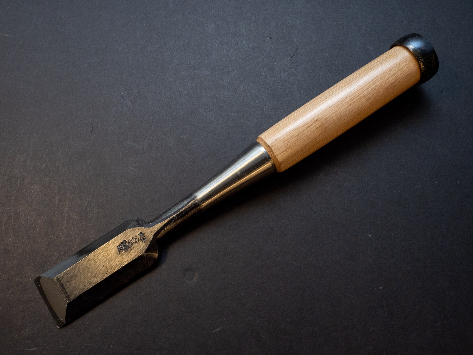 Ouchi 大内 4th gen 30mm Chu Tataki Japanese Medium Framing Chisel White Steel