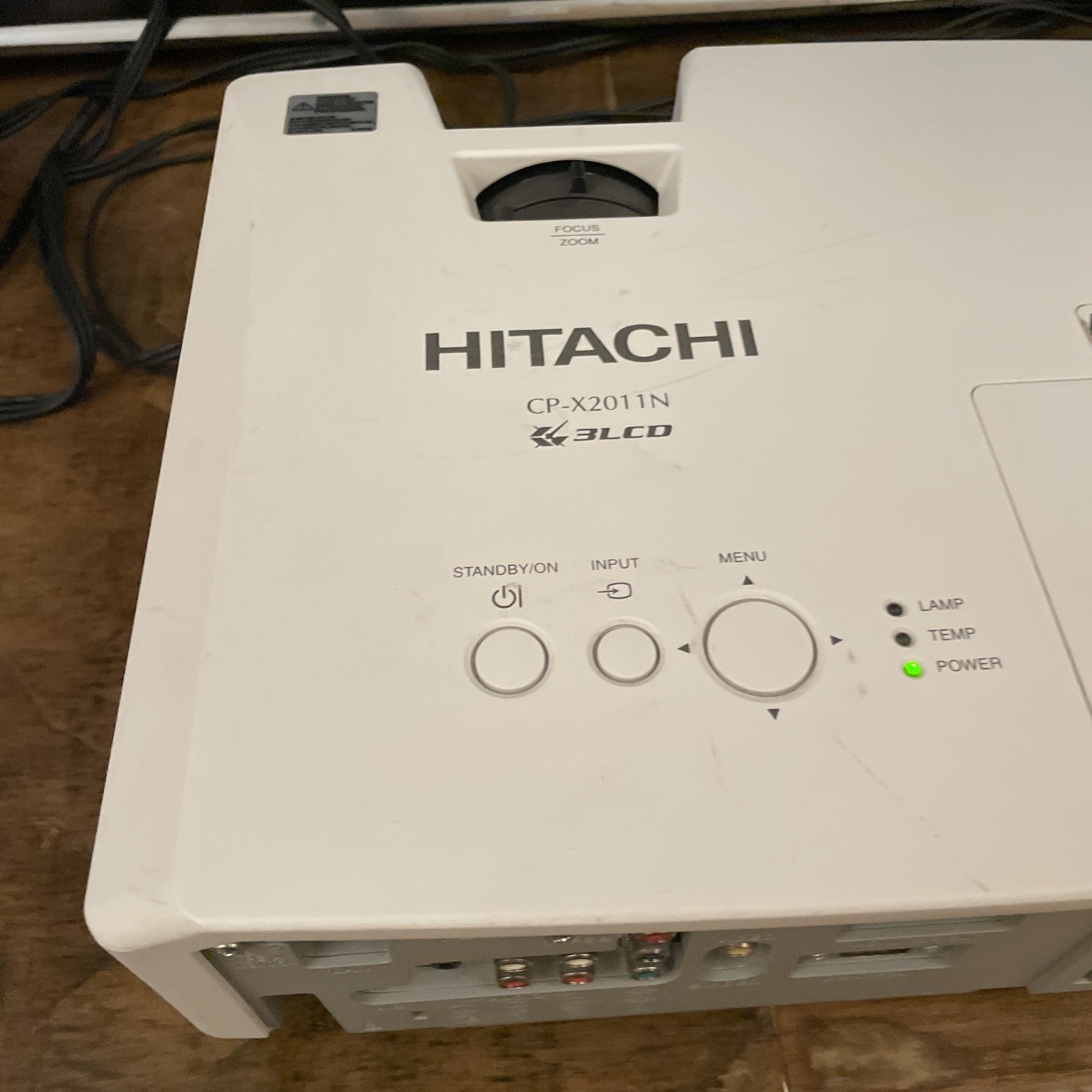 Hitachi CP-X2011N 3lcd Projector