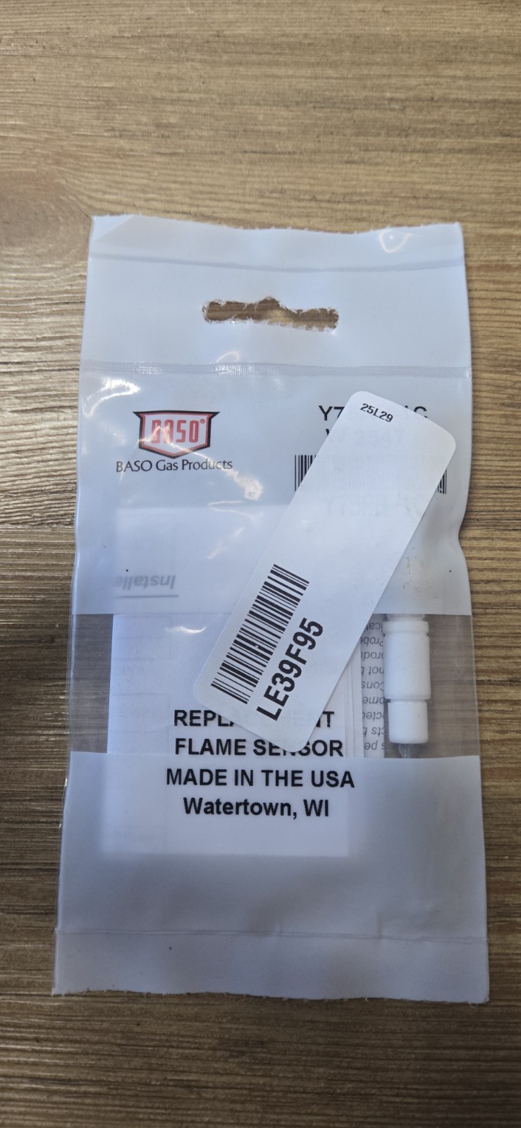 Lennox Flame Sensor BASO Y75AH-1C (LE39F95)