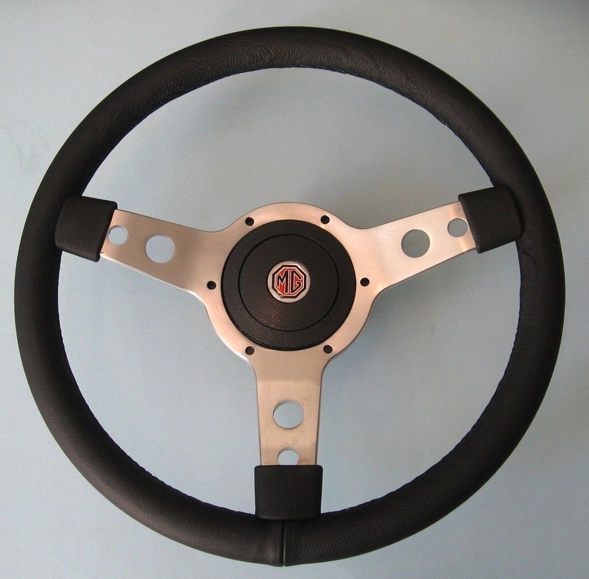 New 14" Vinyl Steering Wheel & Adaptor for MGB 1977-1980 MG Midget 1978-1979