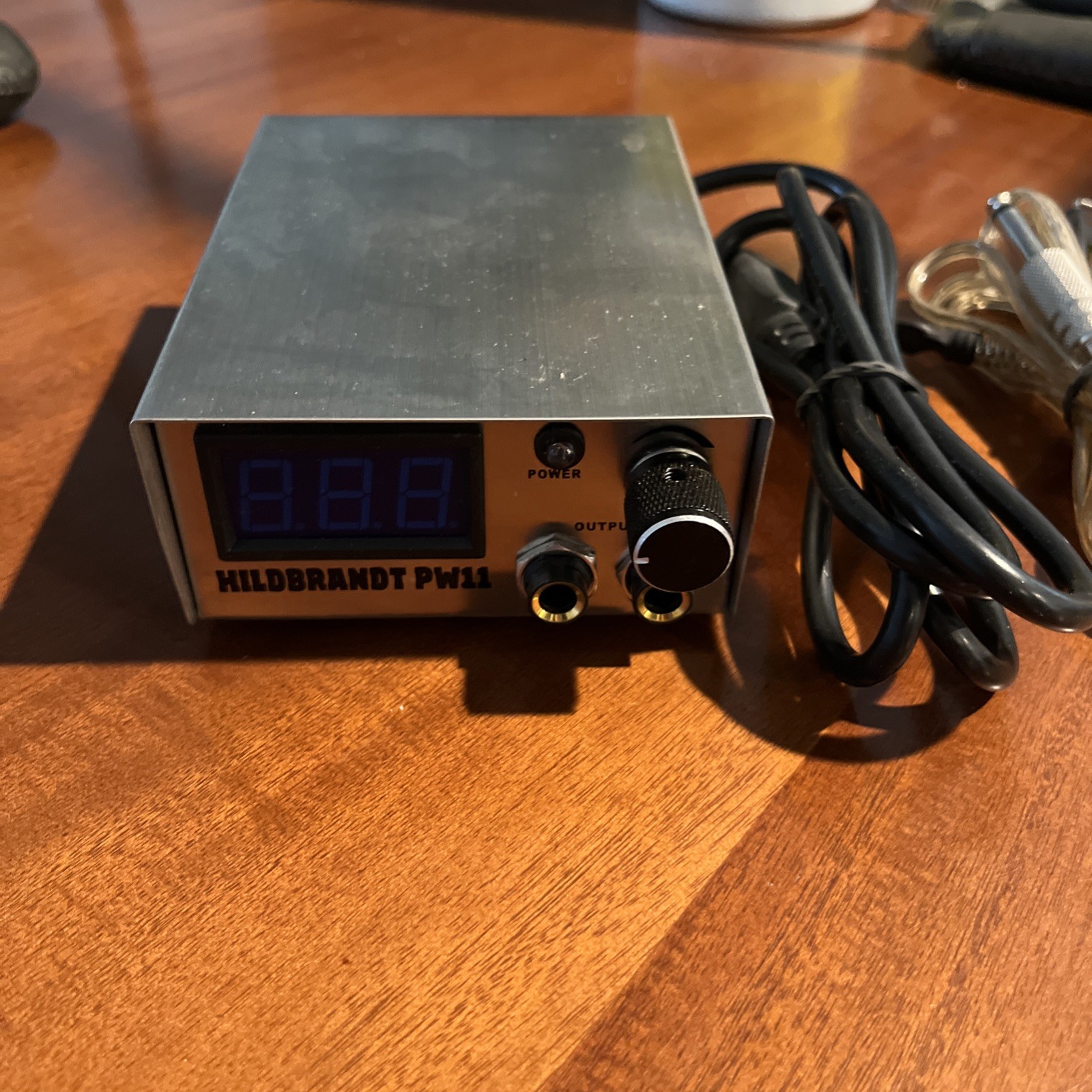 HILDBRANDT Spartan Tattoo Machine Power Supply Unit AC Phono Box 2 Amp