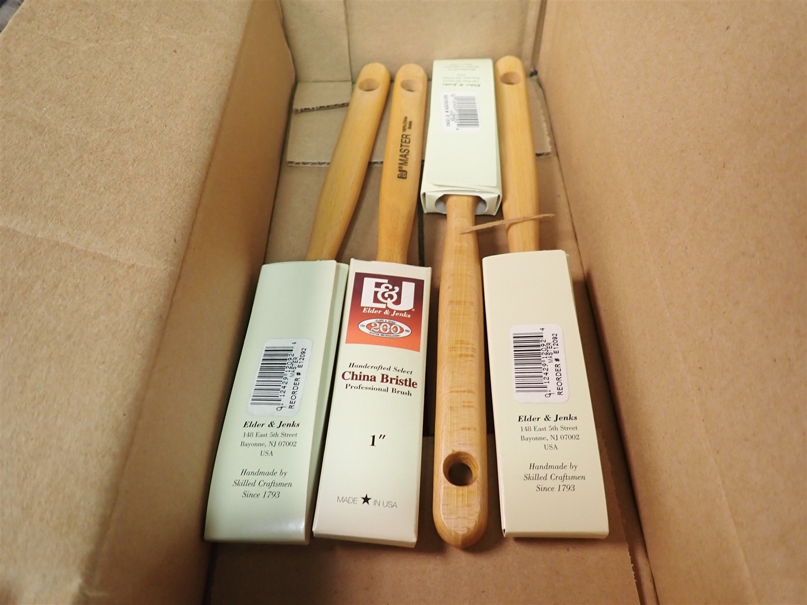 NEW Elder & Jenks E12092 Master 1" China Bristle Brush Case of 4 (J27)