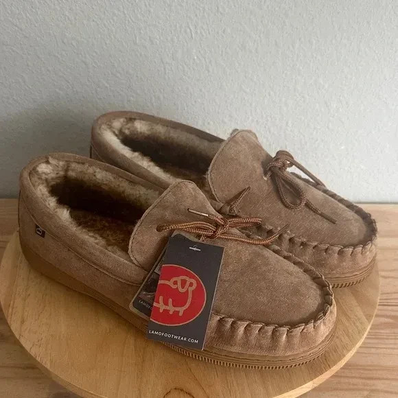 Lamo Mens Moccasin Slippers new Sz 11