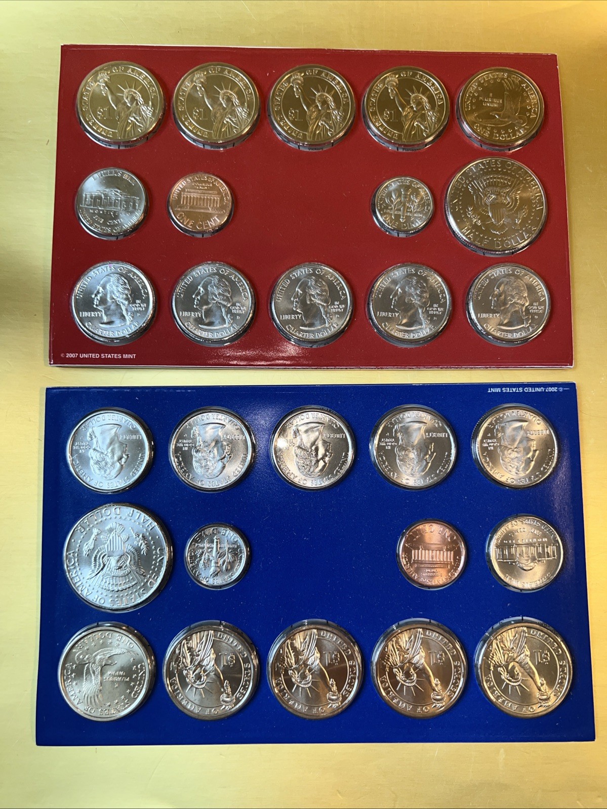 2007 U S. MINT SET : Complete and ORIGINAL BOTH  P and D mints 28 coins