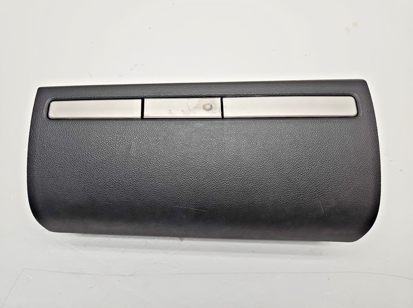 2007-2013 Chevy GMC Silverado 1500 Dashboard Glove Box Door OEM