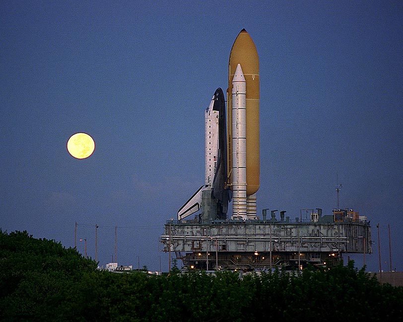 SPACE SHUTTLE ATLANTIS FULL MOON 8x10 GLOSSY PHOTO PRINT