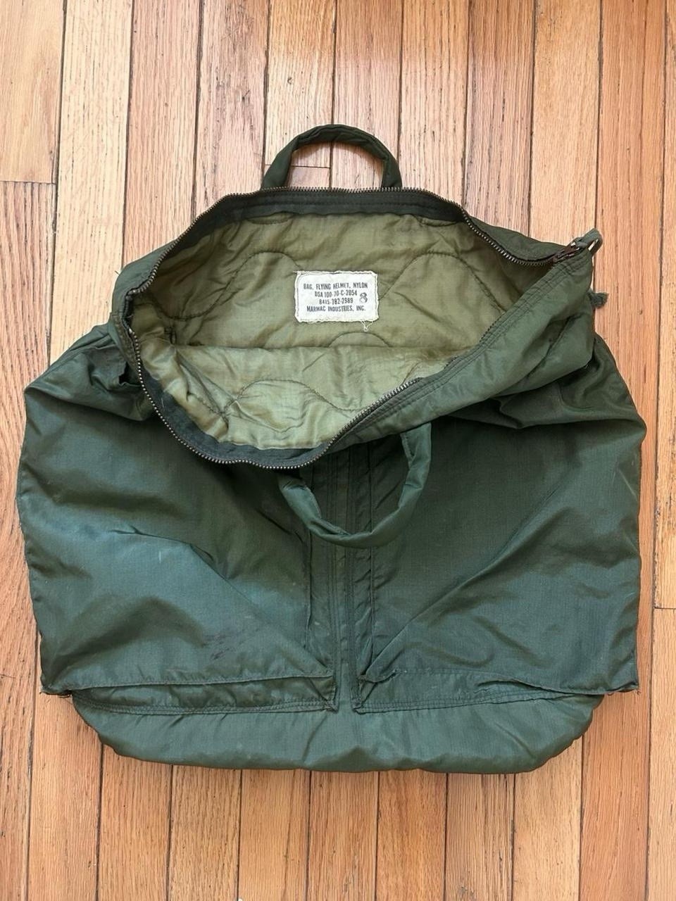 Vintage Vietnam Era 1970 USGI Flyers Helmet Bag Nylon OD Green DSA 100-70-C-2054