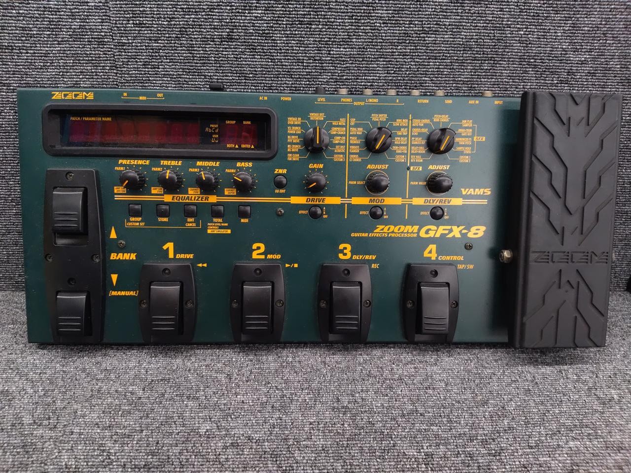 Zoom Gfx-8 Multi-Effector