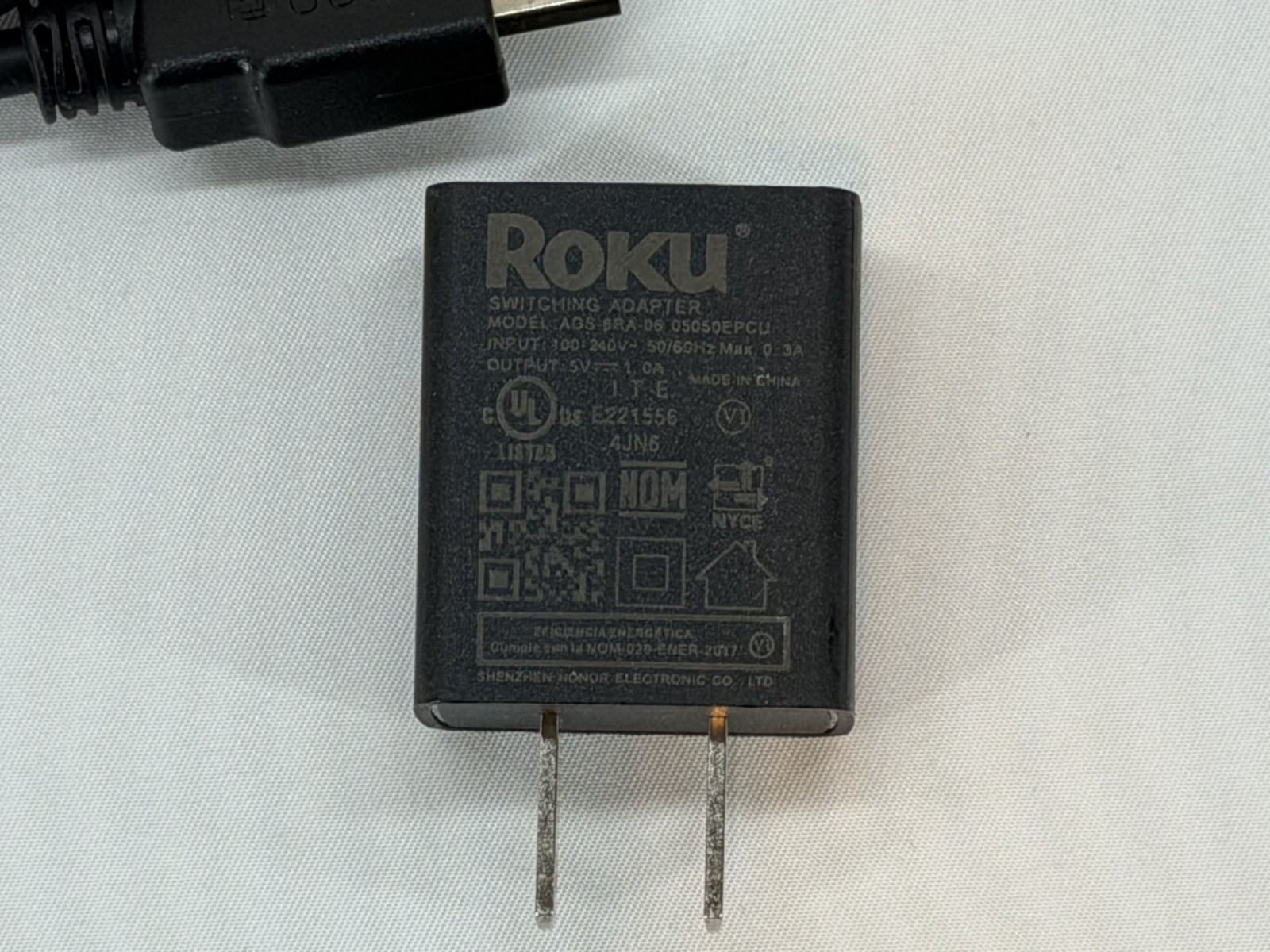 Roku Power and Connectivity Kit 5Watt power, 1.5 Meter Cables