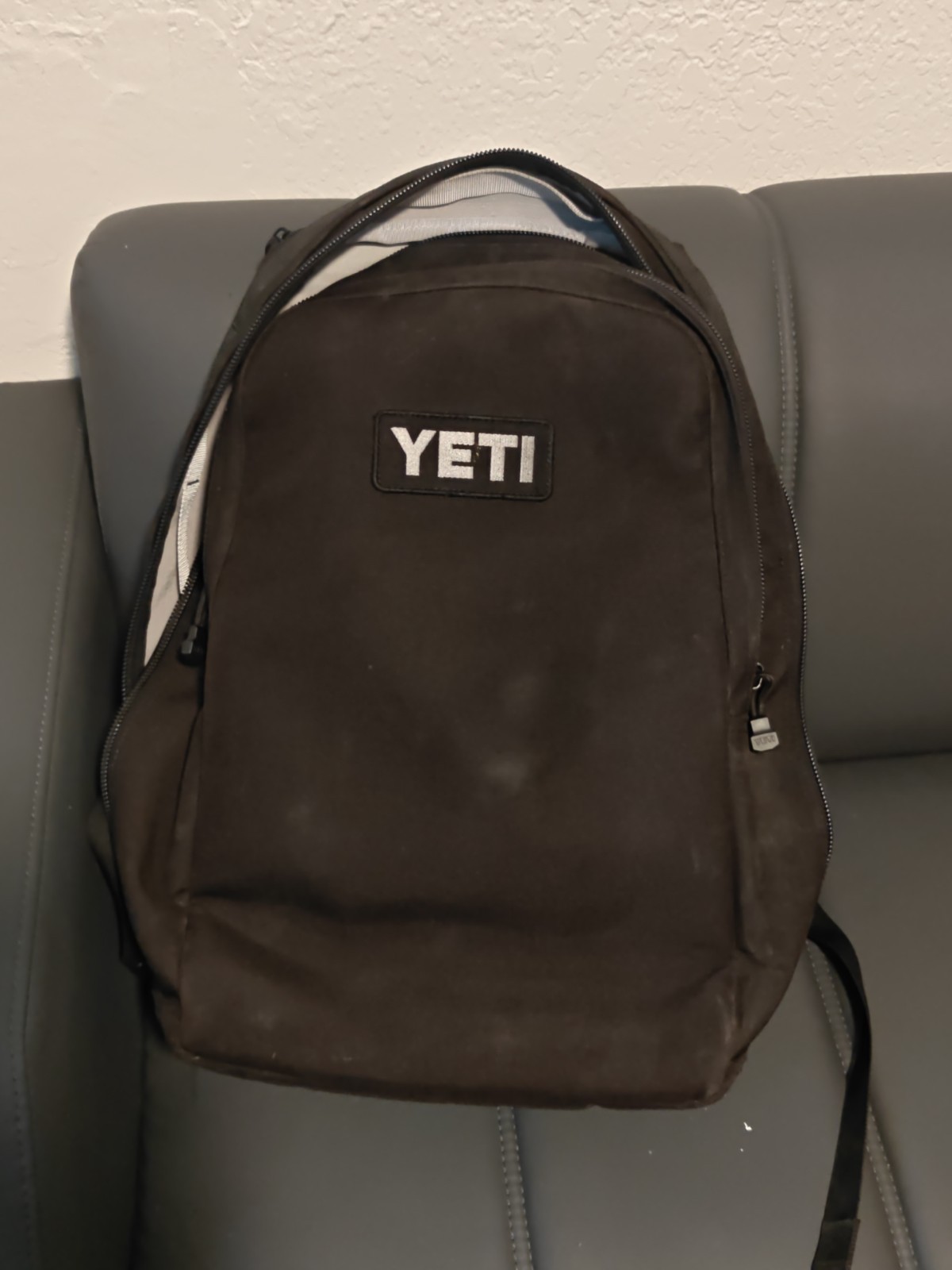 YETI Tocayo 26 L Backpack Black