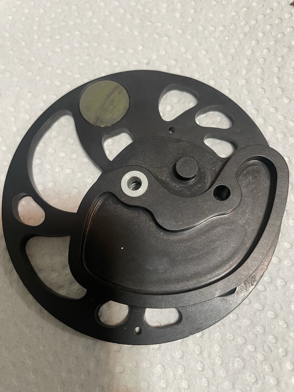 Black Metal Cam CSL-AR (right hand) Matthews Archery Hunting, Bowhunting Part