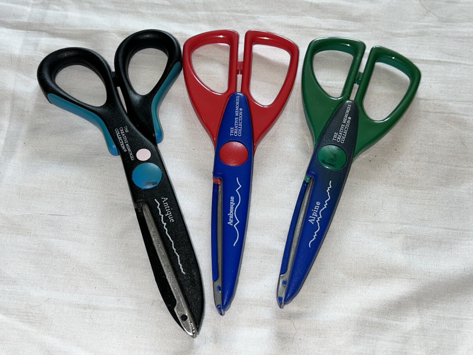 Creative Memories Vintage Set of 3 Shape Scissors Alpine Antique Arabesque