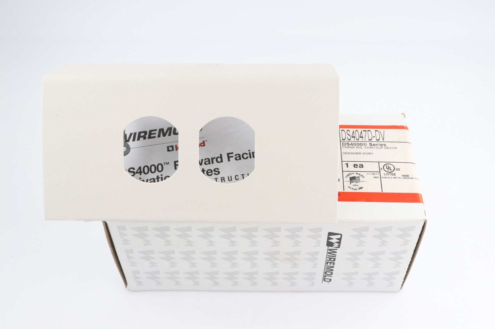 WIREMOLD DS4047D-DV DS4000 RACEWAY SINGLE CHANNEL DUPLEX DEVICE, DESIGNER IVORY