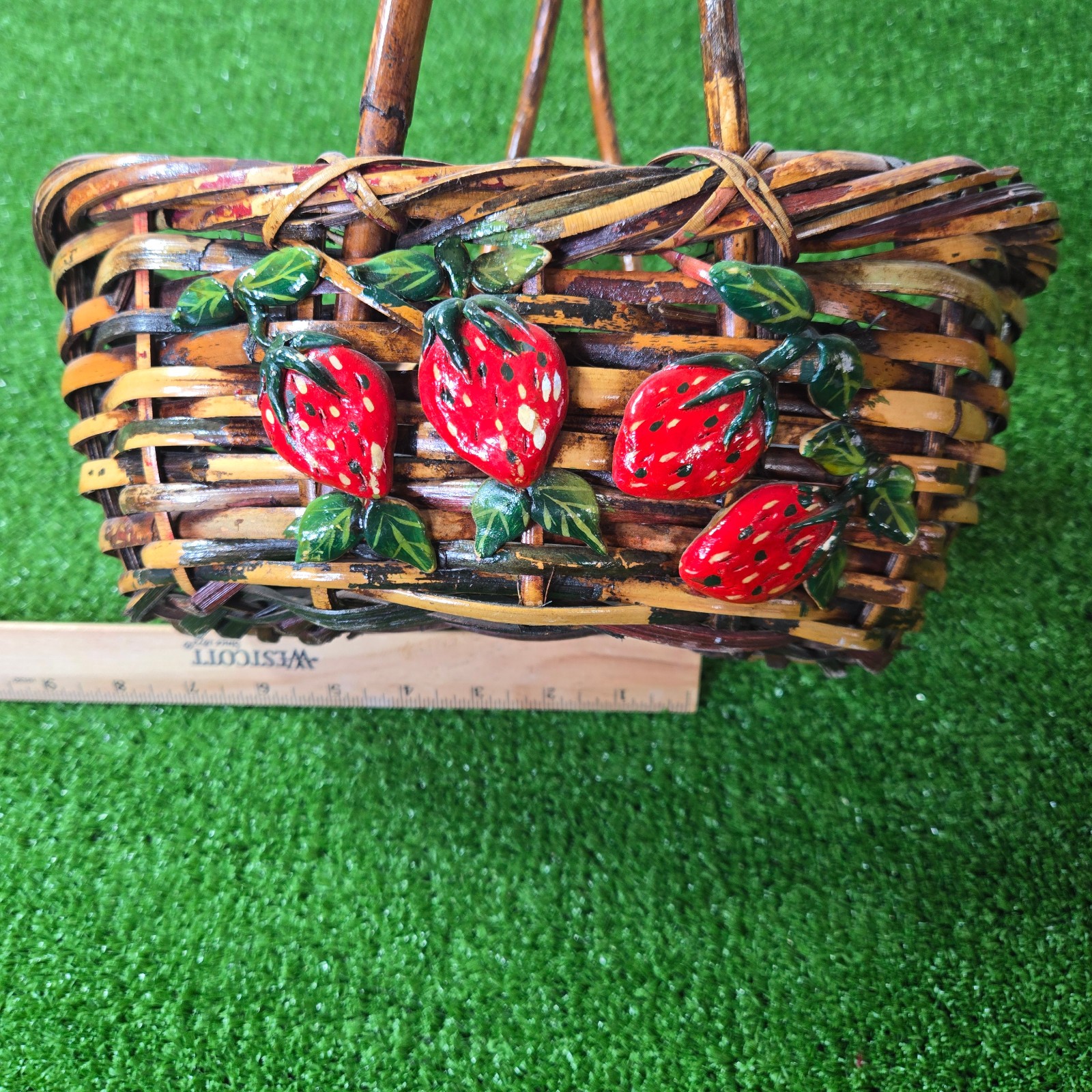 Vtg. Woven Farmhouse/Cottage Style Storage Basket w/Handle & Wooden Strawberries