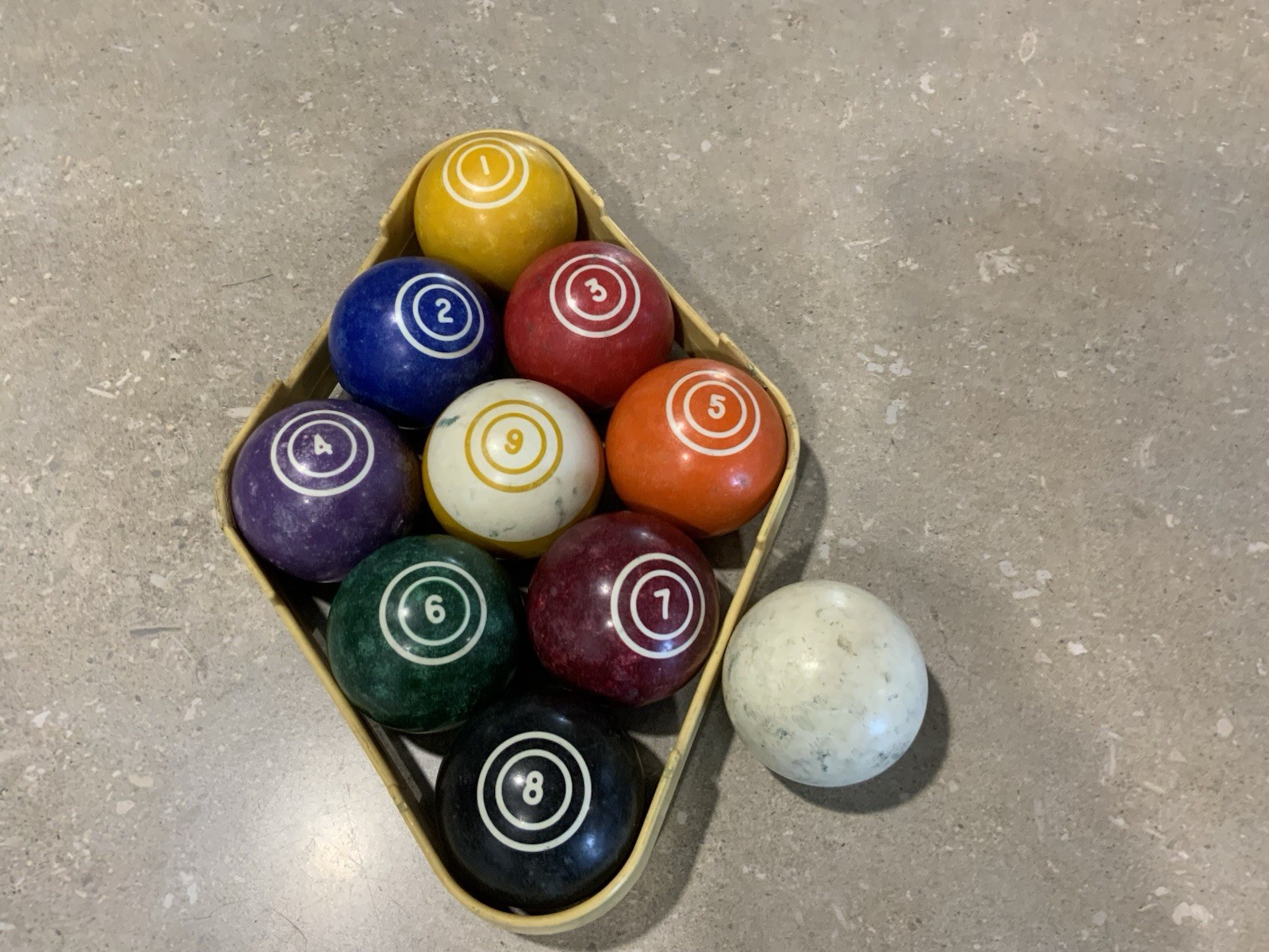 Vintage Double Circle 9 Ball Billard Balls