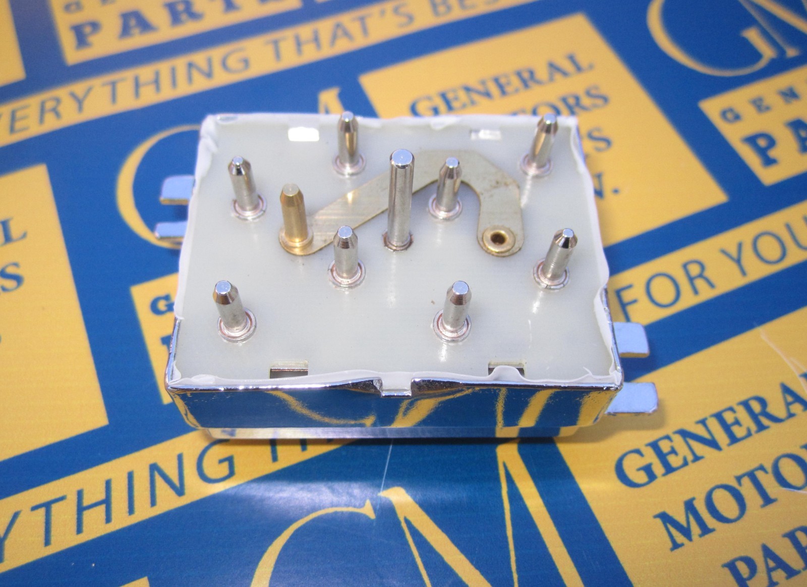 1968-1979 Cadillac Power Window Switch. 2 over 2
