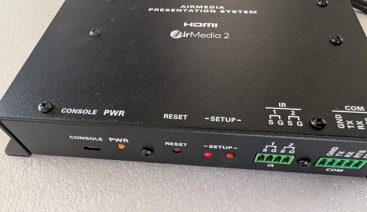 Quantity of 2 - Crestron AM-200 Airmedia Presentation System