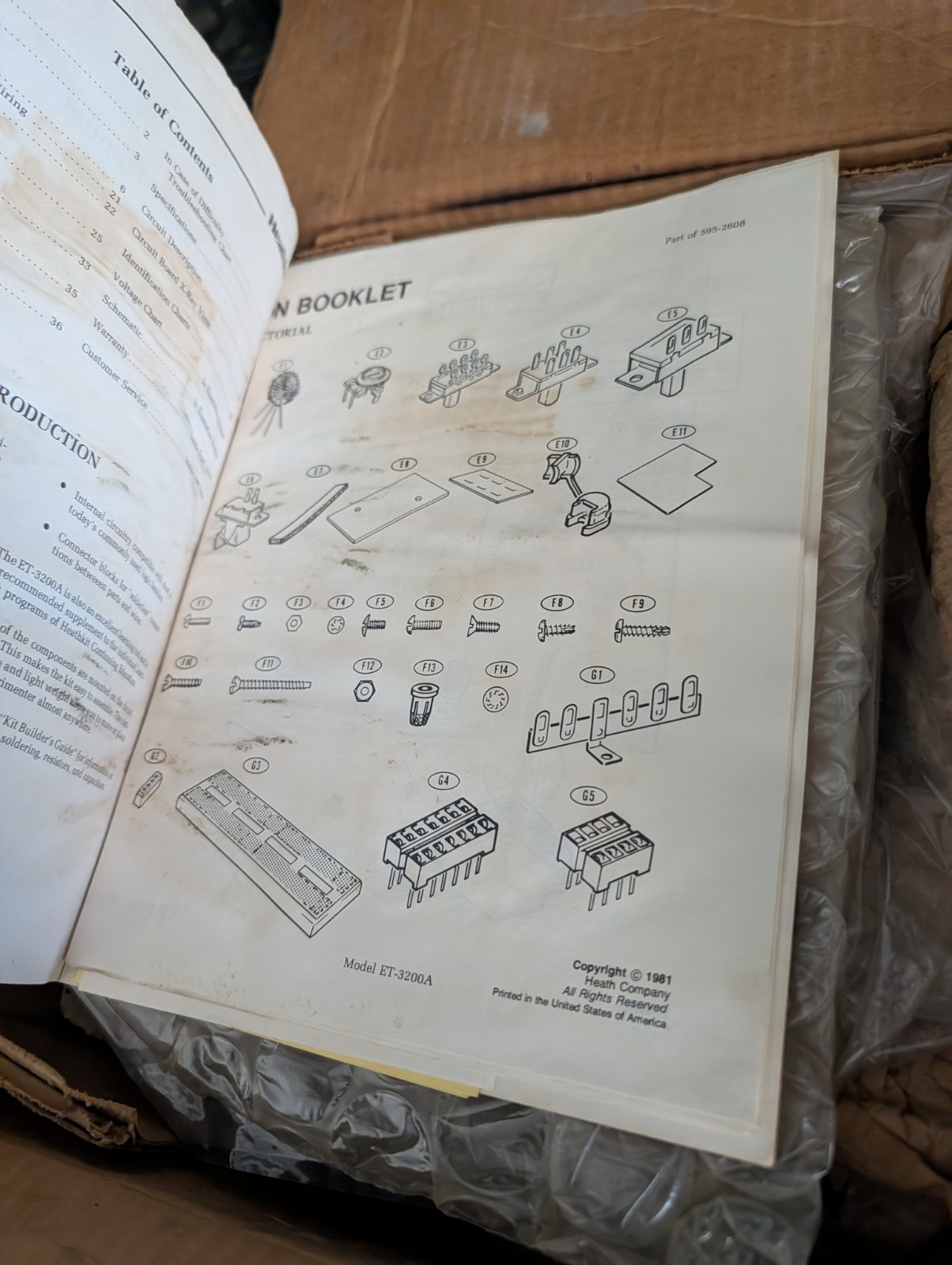 Heathkit ET-3200A unbuilt kit - digital design experimenter- with book
